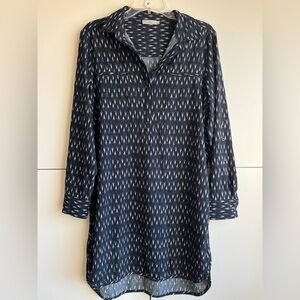 Dalia Women’s Navy and White Patterned Tunic Blouse Dress Size L